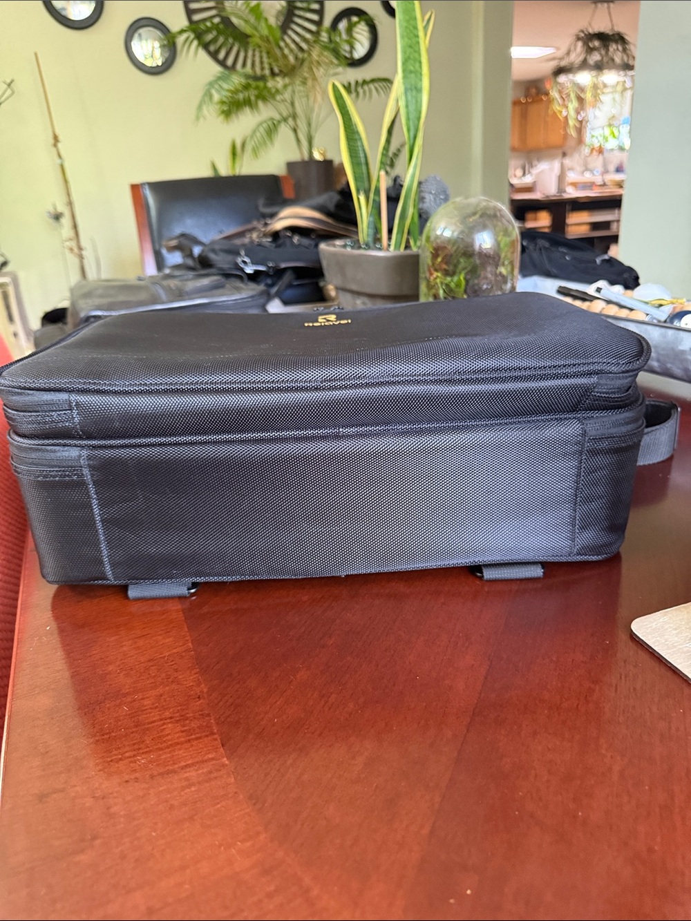 Relavel Professional Makeup Train Case- Excellent Condition View 5